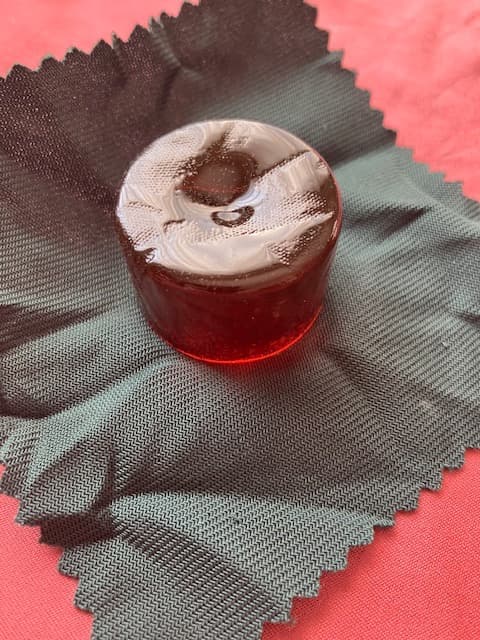 ギョーム　松脂　希少木箱　　新品の松脂付属