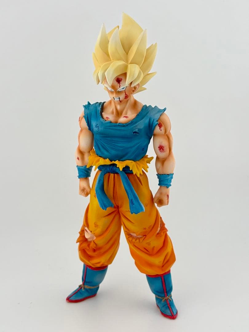 ドラゴンボール フィギュア 超サイヤ人孫悟空 クリアライズシリーズ リペイント品