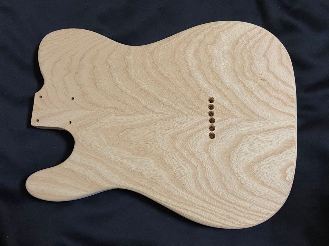 テレキャスターボディ　2ピース　アッシュ　未塗装　（No91）　ギター　ボディ