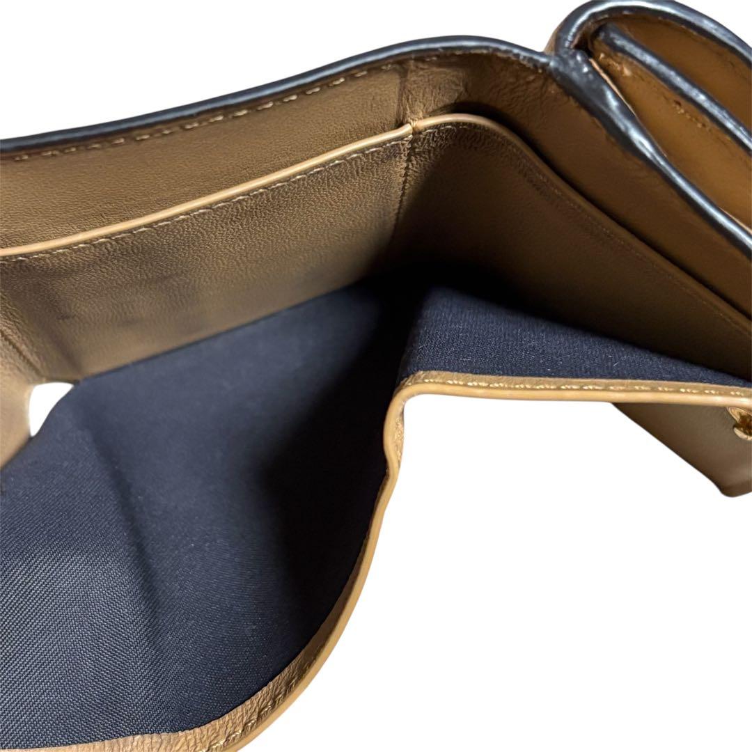 FENDI 三つ折り財布 ベージュ FFモチーフ バケット マイクロ