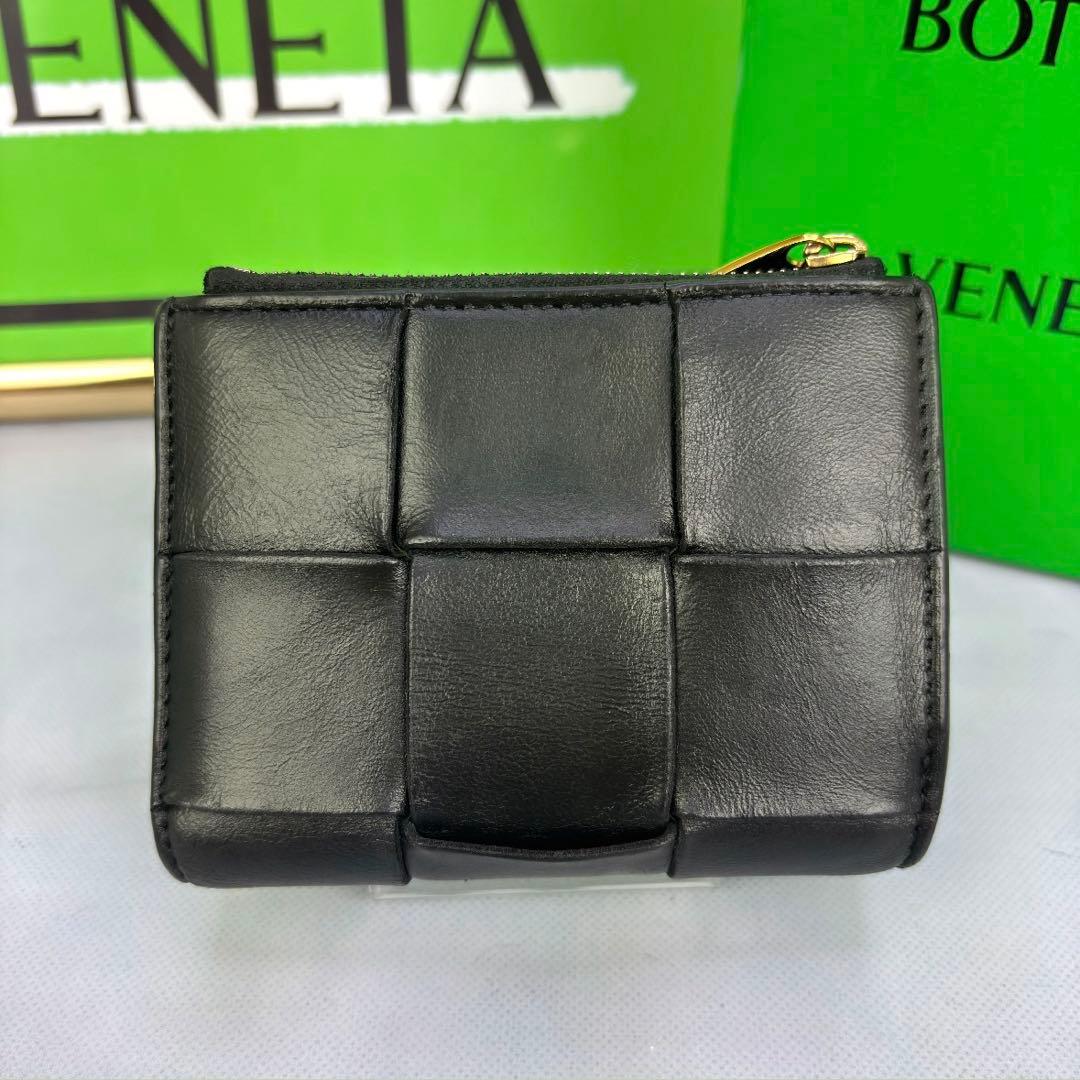 【極美品✨】BOTTEGA VENETA　コンパクト財布　2つ折り　カセット