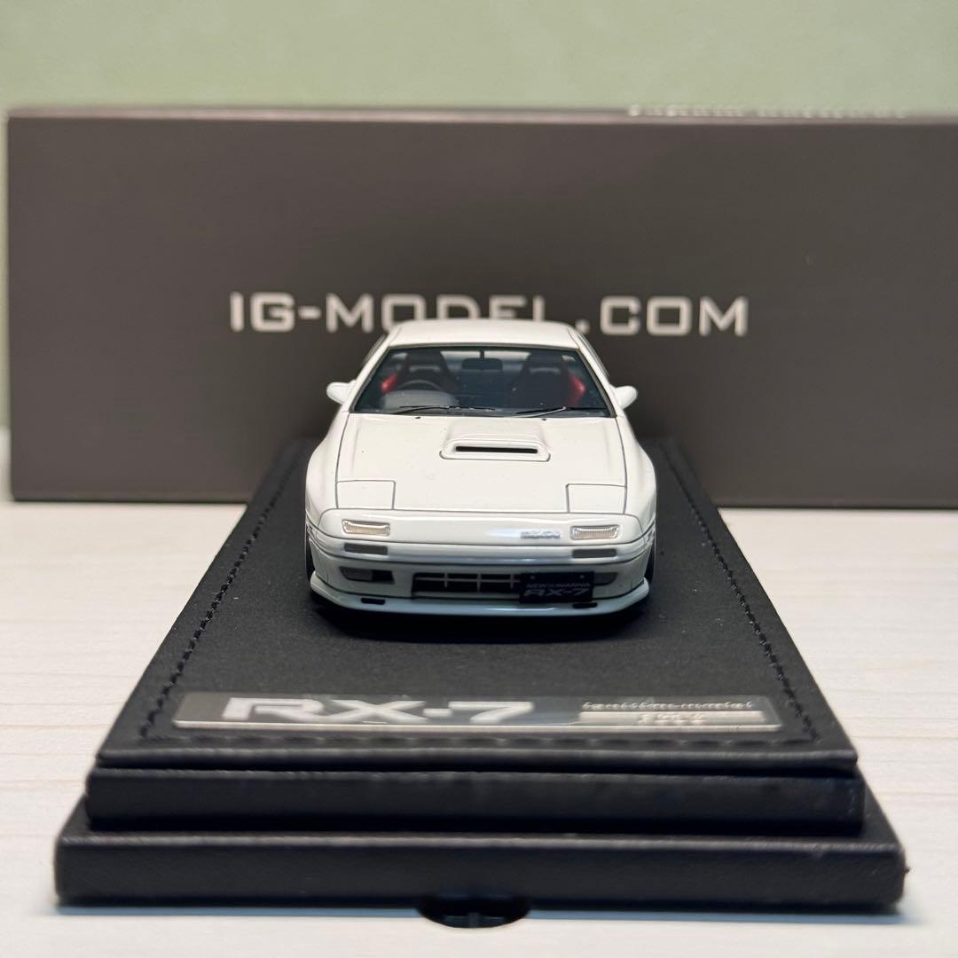 イグニッションモデル1/43 マツダサバンナRX7 FC3S ホワイトT
