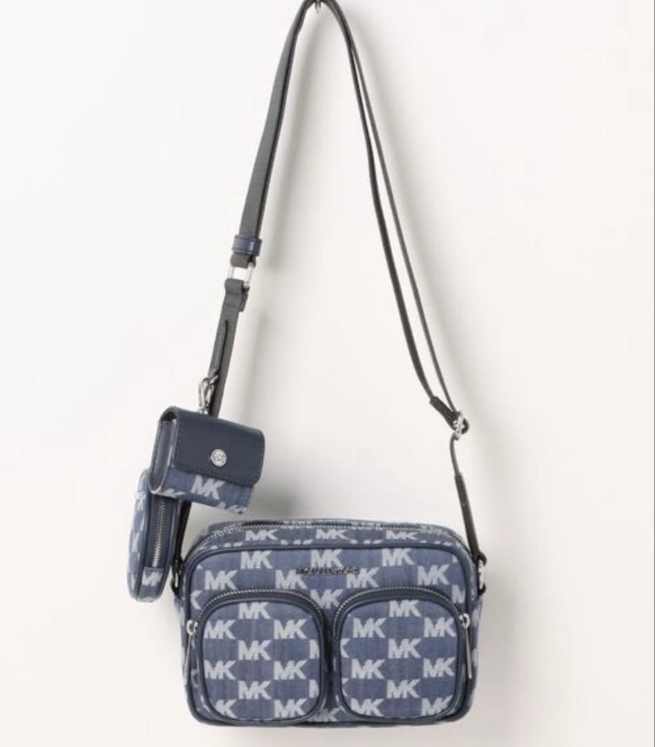 マイケルコース クロスボディウィズ テックアタッチミディアムMKシグネチャー新品