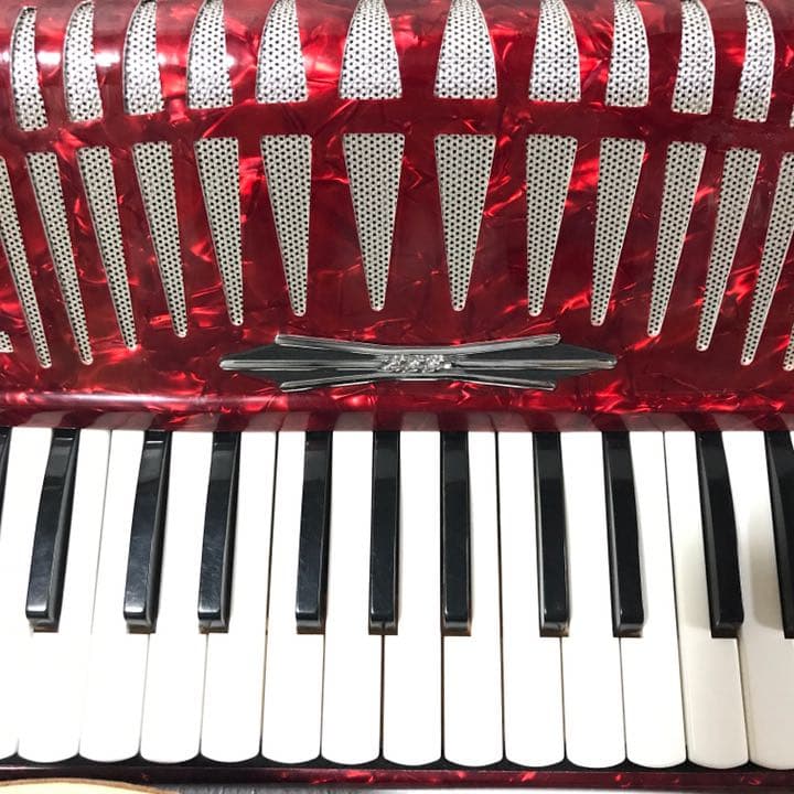 YAMAHA ヤマハ アコーディオン 8905 レッド 32鍵盤21ベース