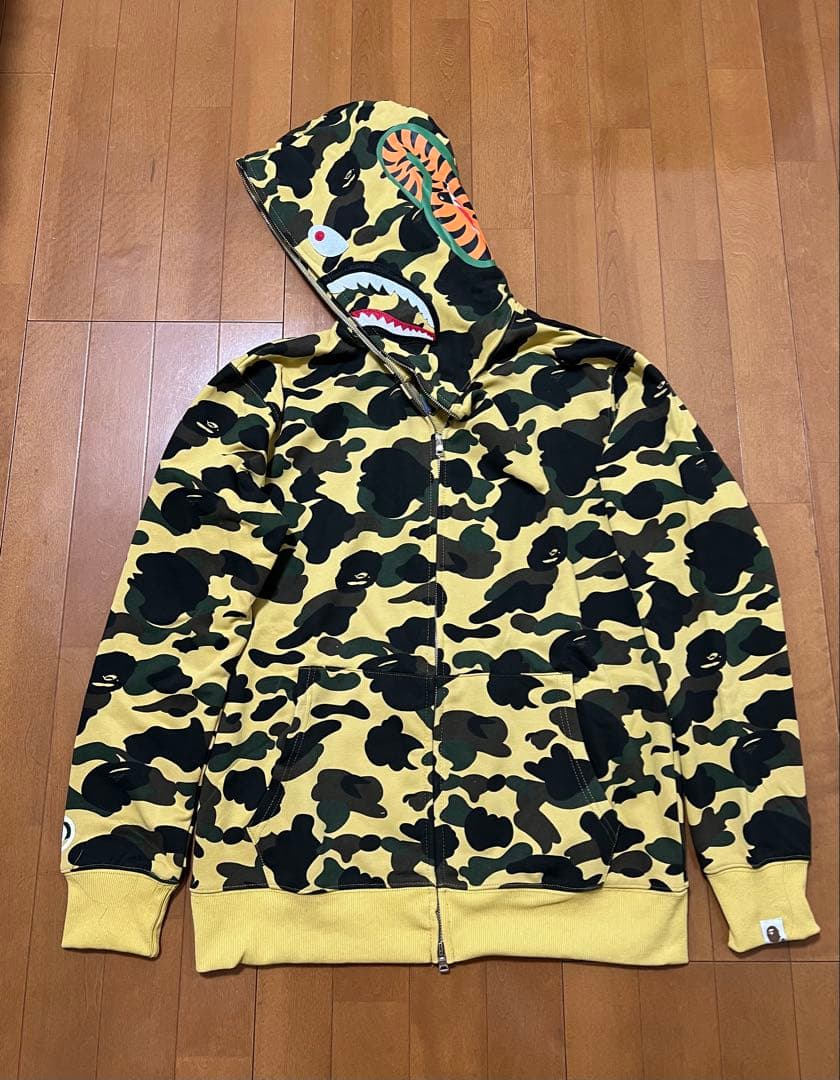 A BATHING APE カモフラージュパーカー