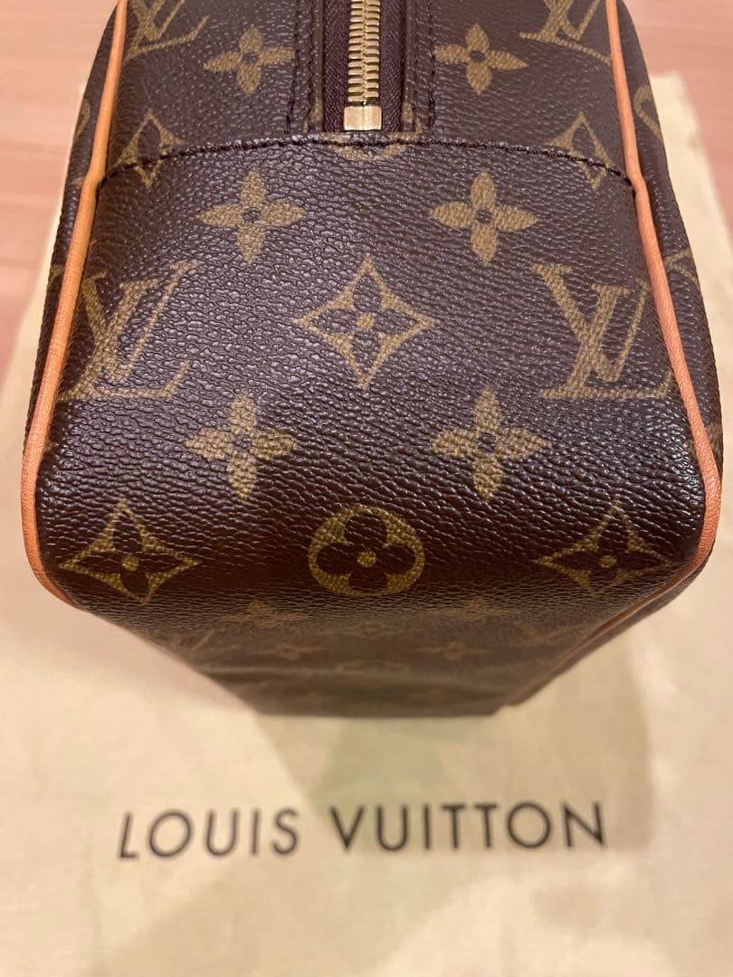LOUIS VUITTON ルイヴィトン　シティＭＭ　極美品