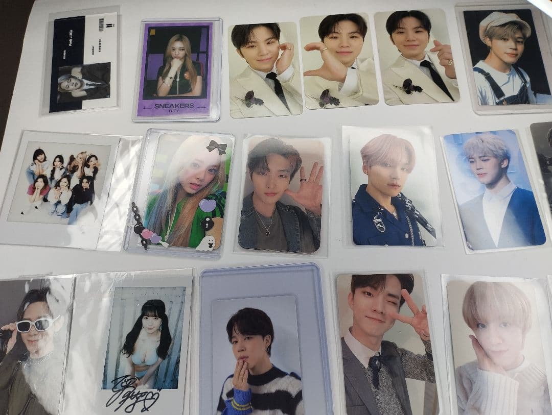 K-POP フォトカード 卸売・まとめ売り｜BTS . バラ売り可