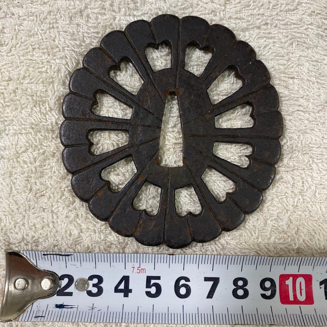 B-71 鍔　武具　刀装具　骨董品　時代物　日本　美術品　工芸品