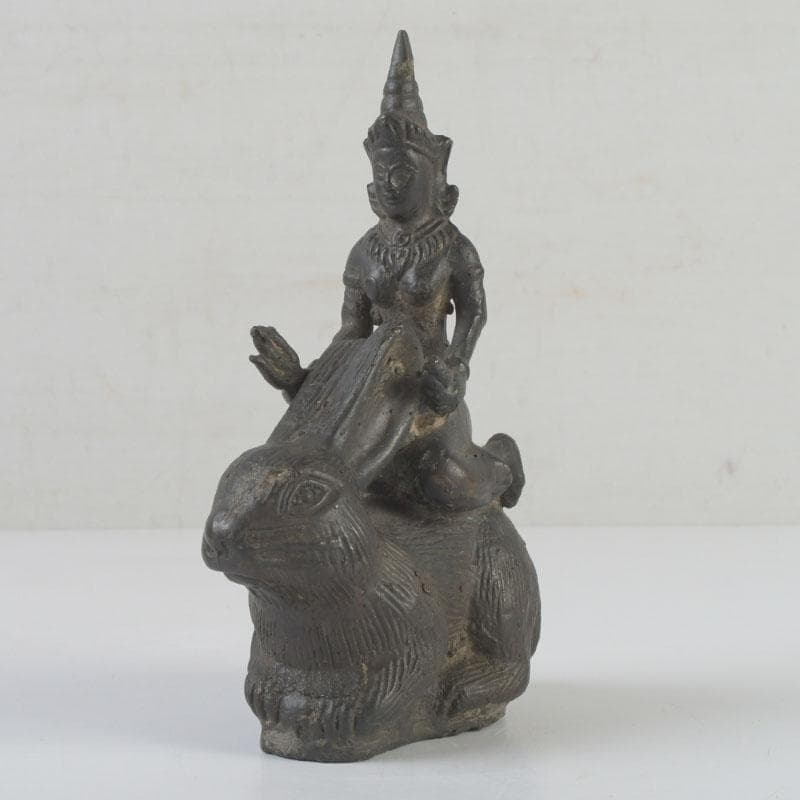 仏教美術 古銅 チベット仏 兎に観音像 仏像 置物 C 9867 - メルカリ