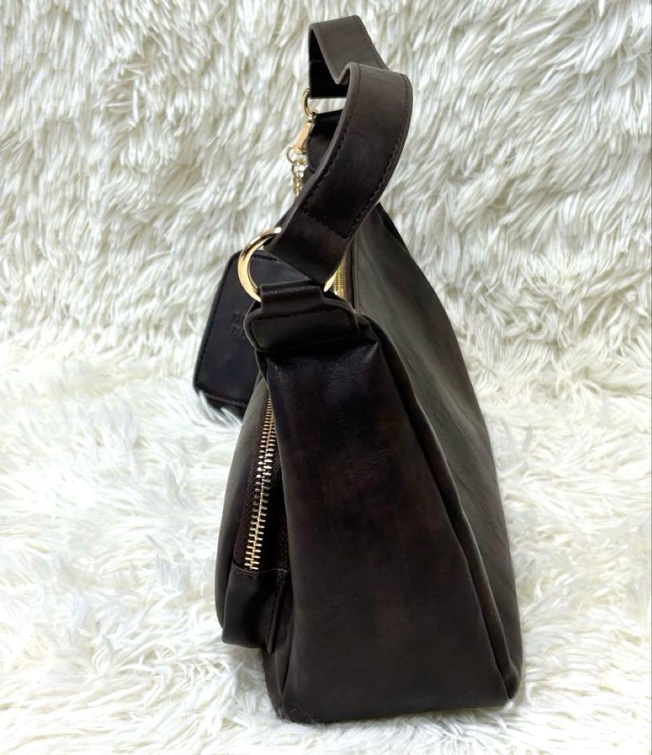 ALLISON BROWN ショルダーバッグ ポーチ付き　チョコレート