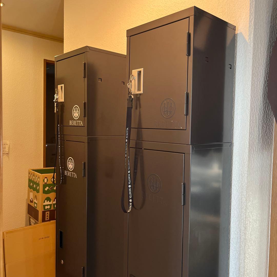 【美品】ベレッタ　装弾　弾丸　ロッカー