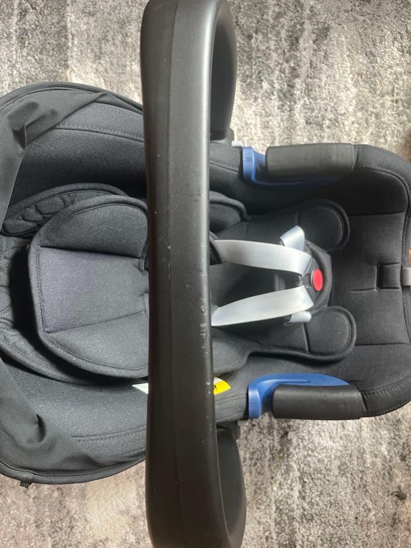 美品　純正　VOLVO チャイルドシート　i-size ★ISOFIX対応★