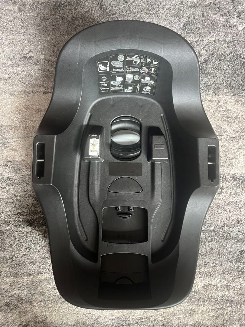 美品　純正　VOLVO チャイルドシート　i-size ★ISOFIX対応★