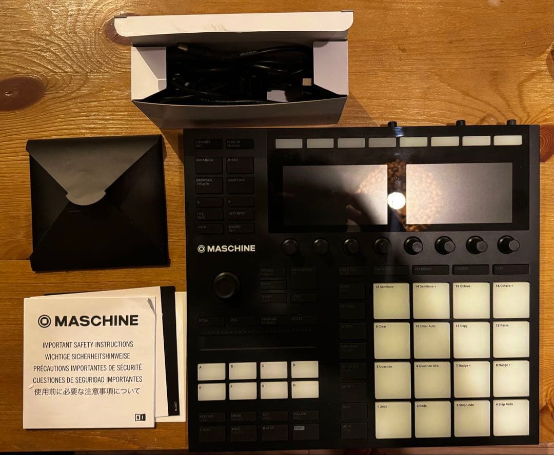 MASCHINE MK3【トランスファーIDあり】