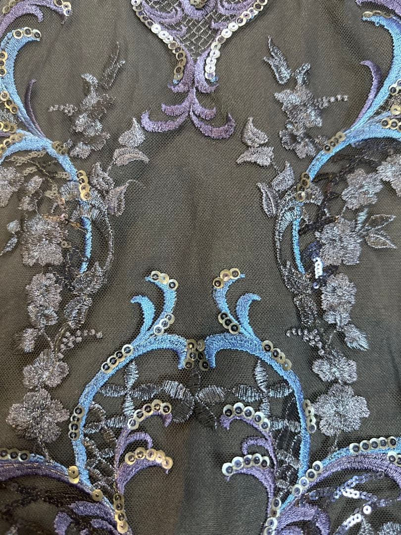 ネイビーブルー 刺繍入り マーメイドラインドレス