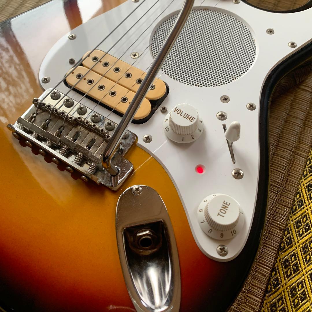 Fender ストラトキャスター Champ アンプ内蔵 ギター サンバースト