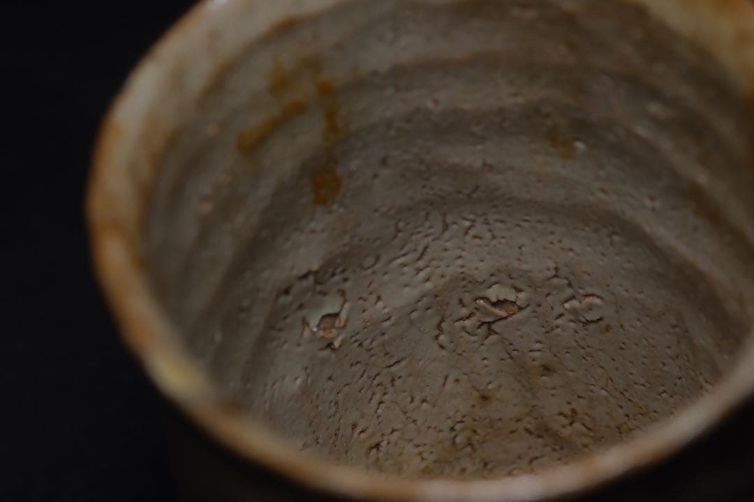 古志野焼？鶴の絵柄 花瓶 水指として使えます　ひびあり