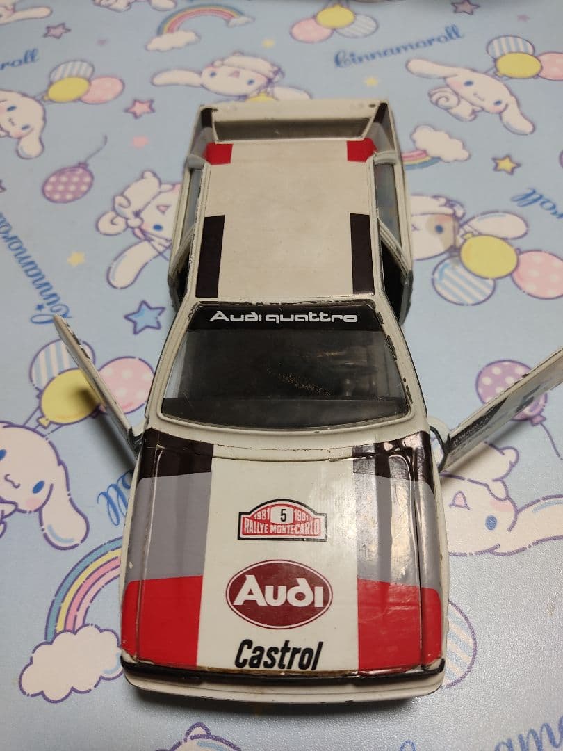 ブラーゴ　AUDI QUATTRO 1/25　ラリー
