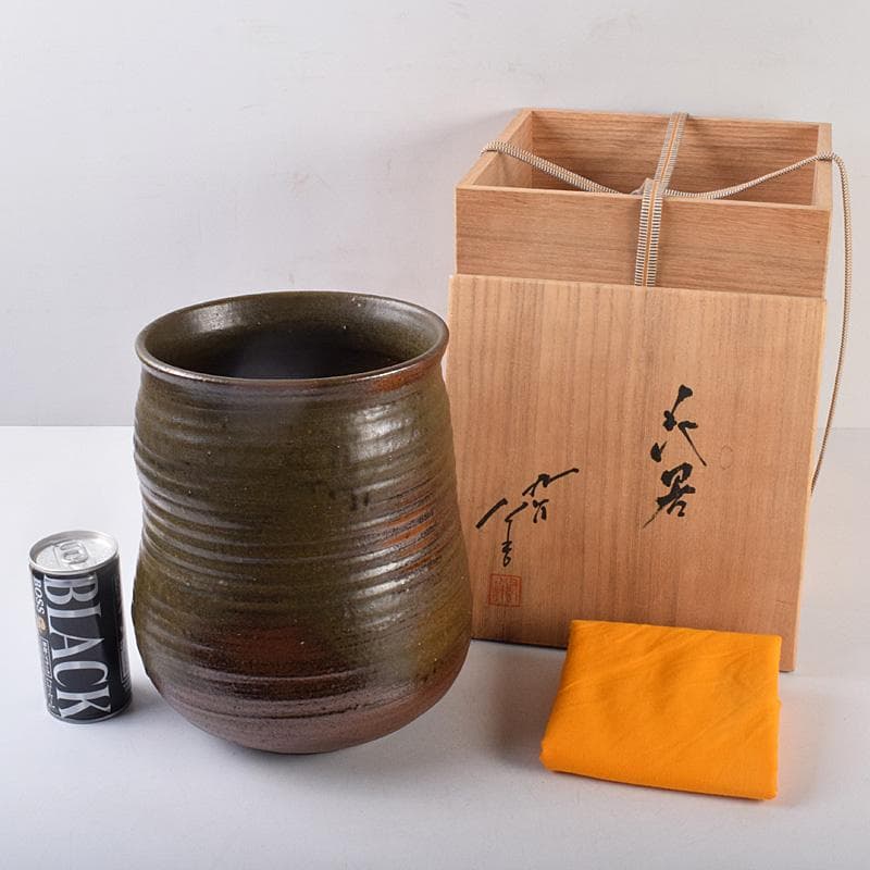 九谷焼　柳雨軒　三代　徳田八十吉作　花生　共箱　M　R9016B 九谷焼 柳雨軒 三代 徳田八十吉作 花生 共箱 M R9016B