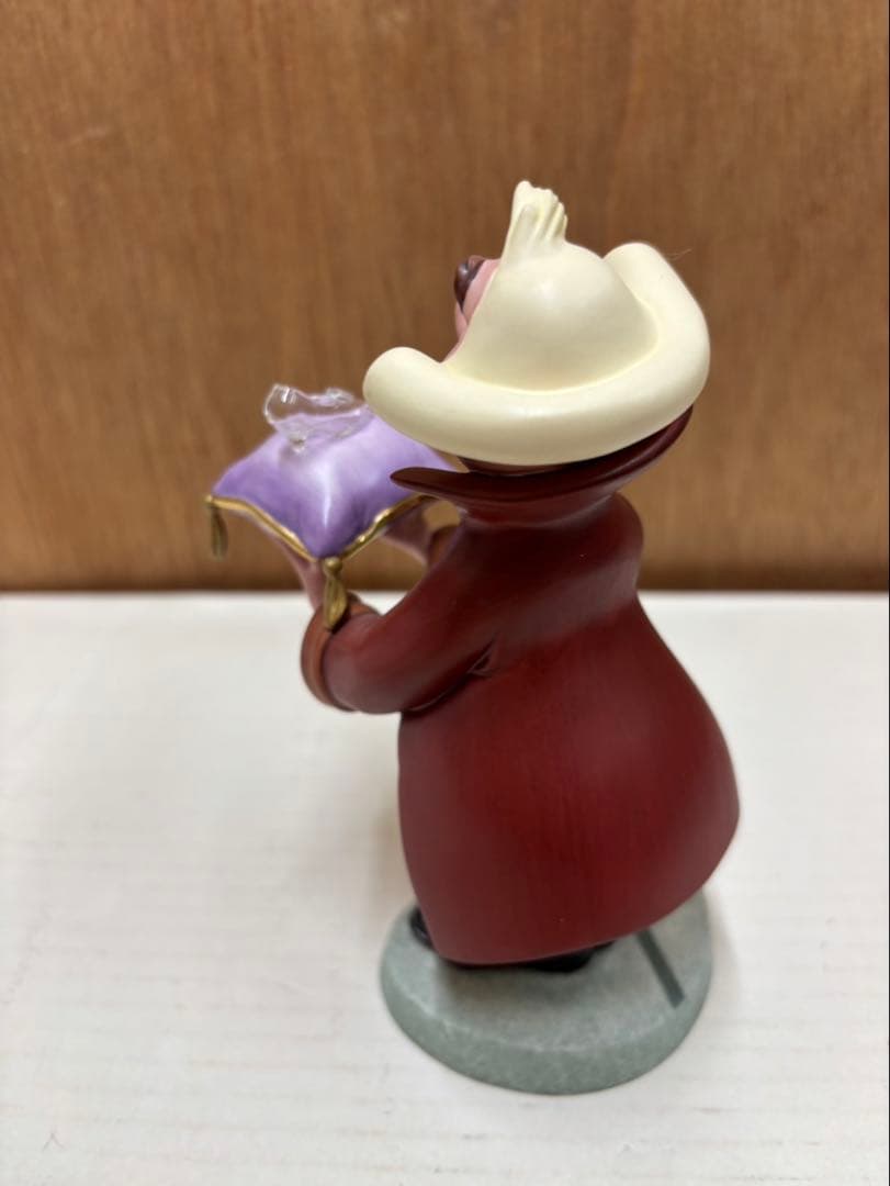 ディズニーwDCC フットマン