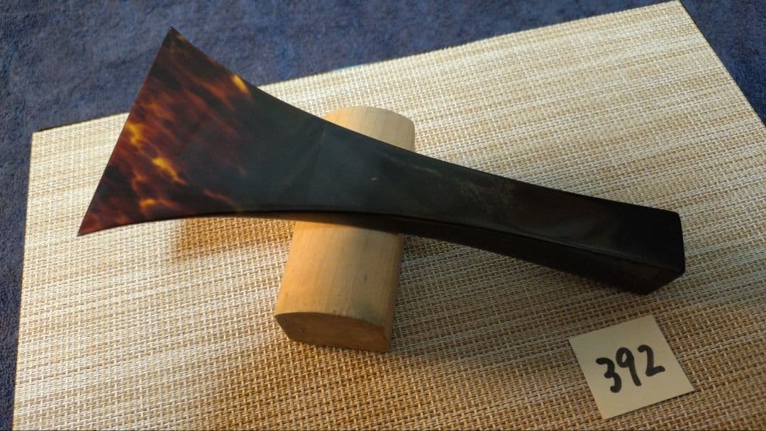 三味線バチ【送料無料】392黒水牛天然素材 - メルカリ