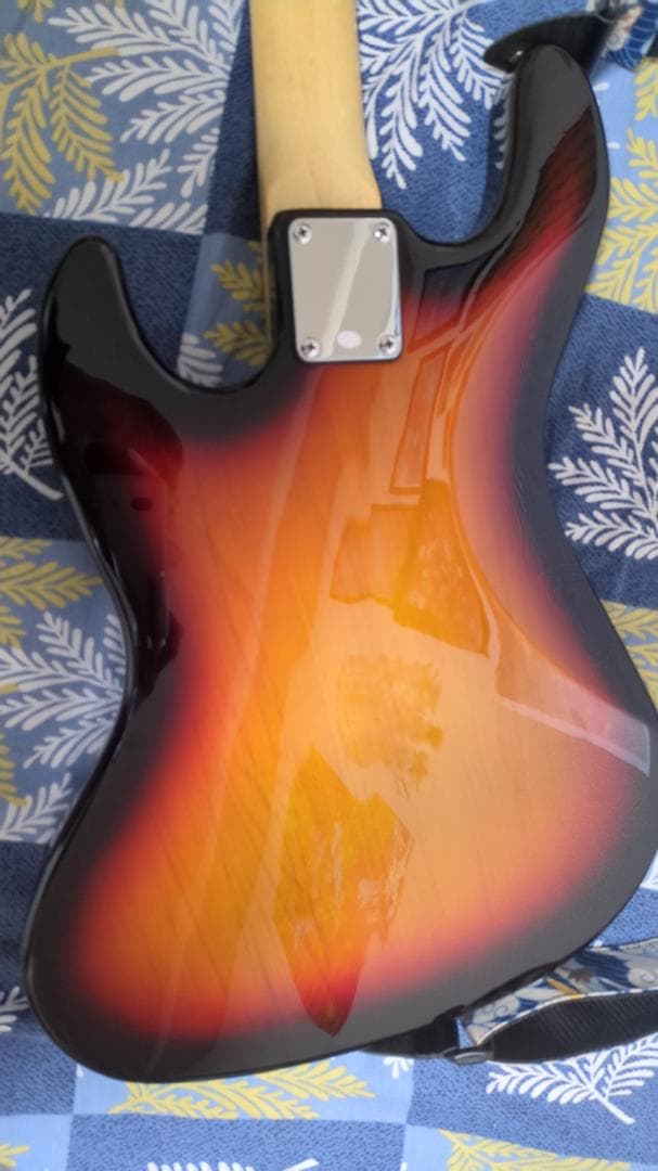 Goodfellow precision-jazz hybrid bass