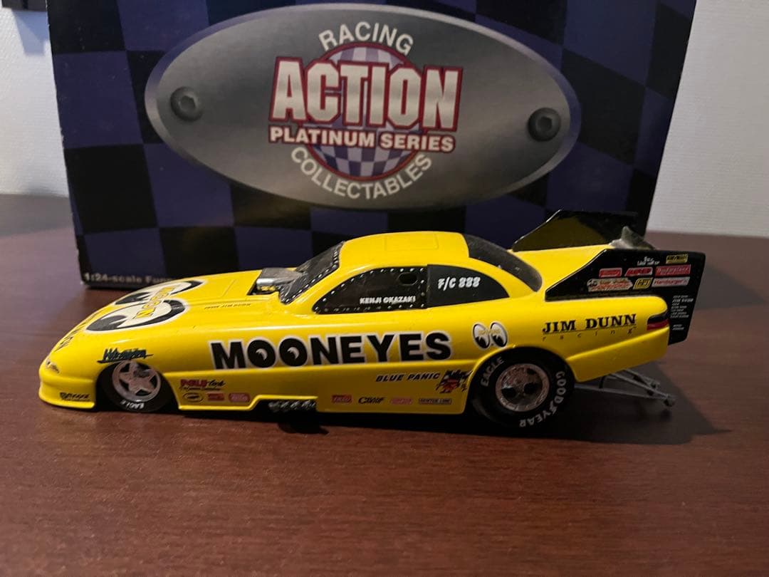 MOONEYES ムーンアイズ　ファニーカー ACTION ミニカー 箱あり