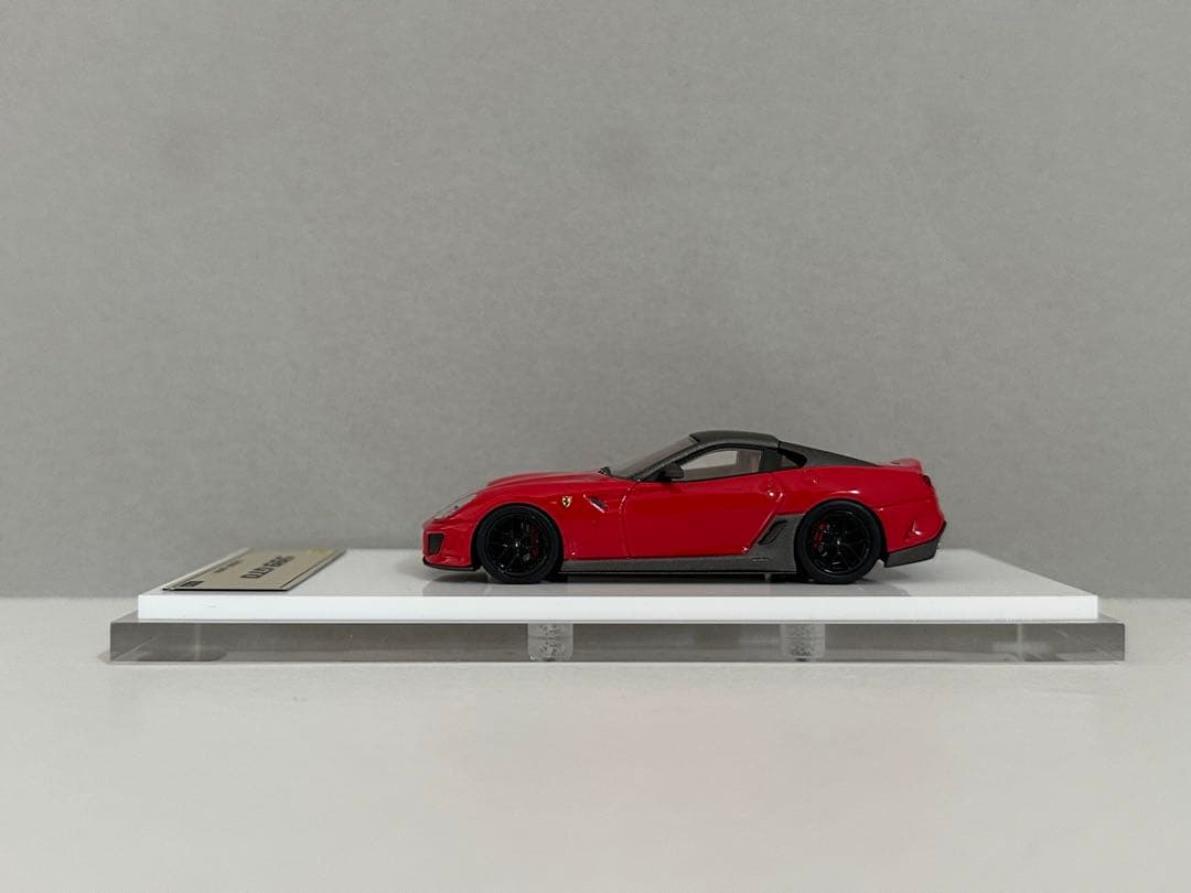 1/64 DMH フェラーリ 599 GTO