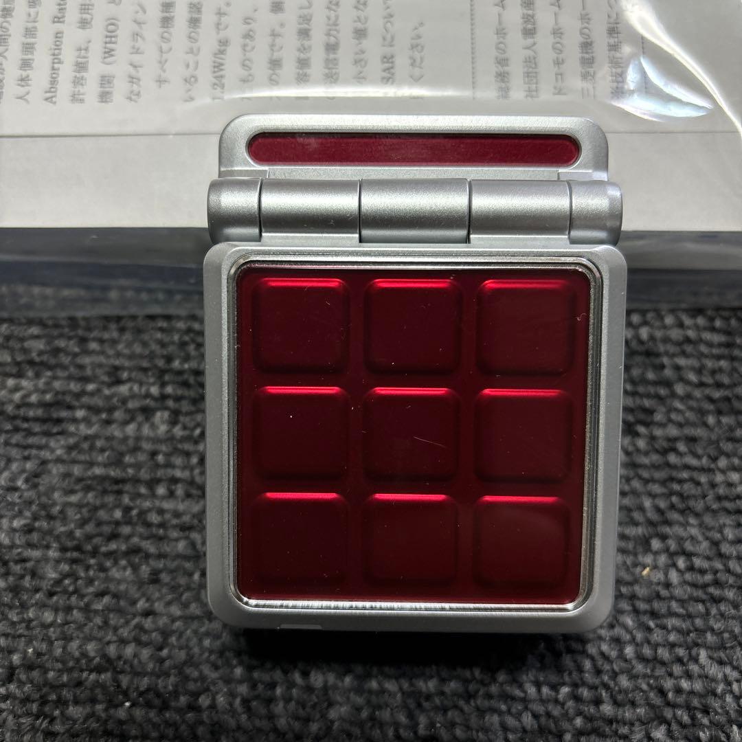 未使用ドコモ ムーバD253iwm music porter RED ガラケー-廃盤香水