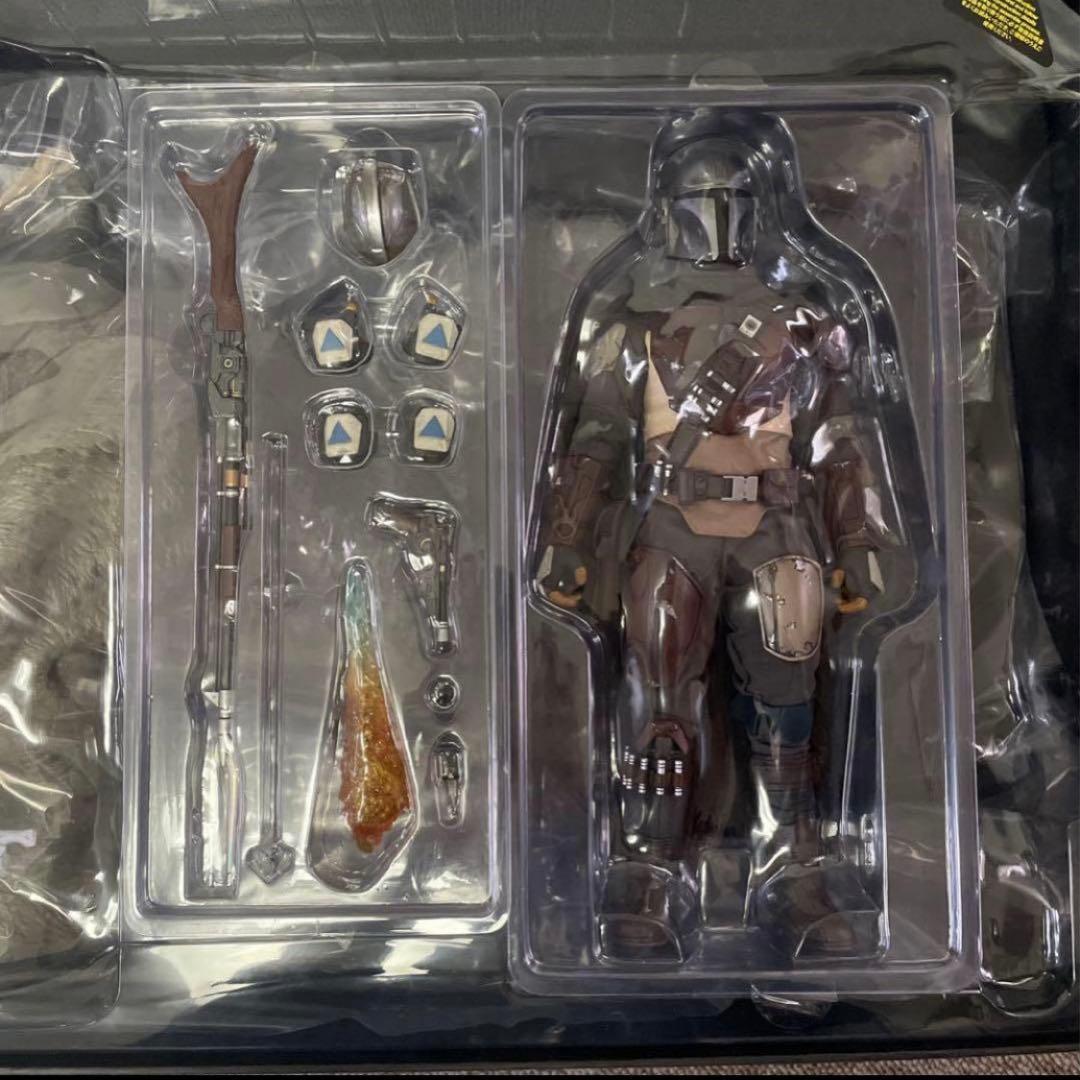 【未展示】マンダロリアン＆ブラーグ（２体セット）　ホットトイズ　TM 046