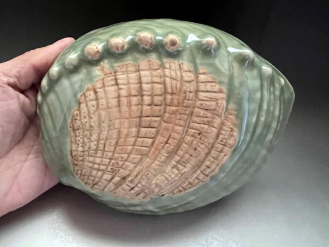 菓子器□古い青磁 鮑型 菓子鉢 飾り鉢 あわび 貝型 時代物 骨董