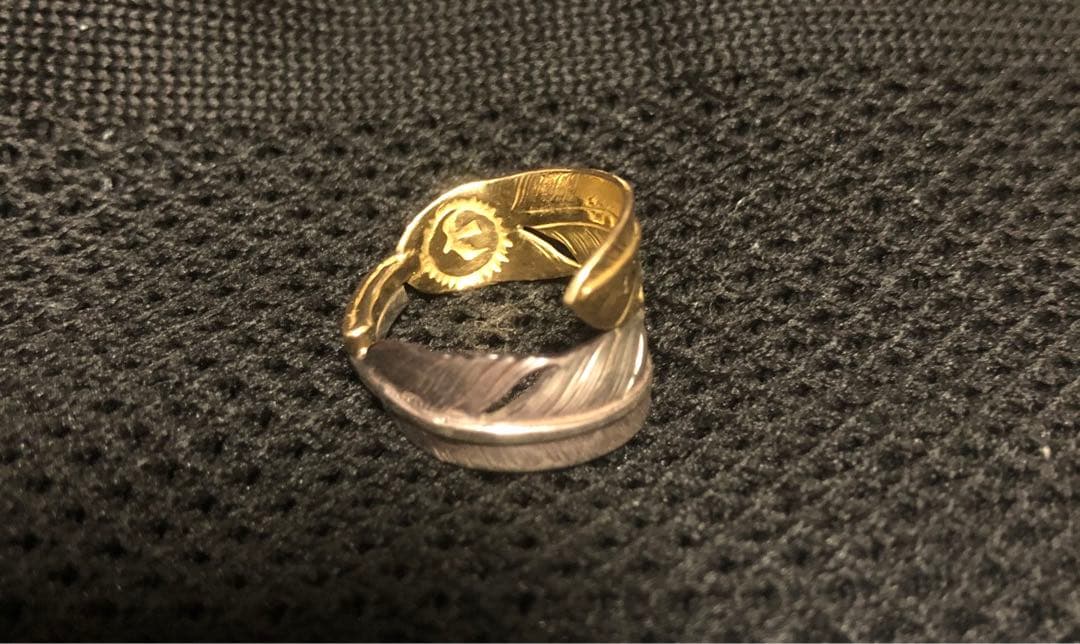 TOM出品商品　貴重　フェザーリング　金銀コンビ　指輪