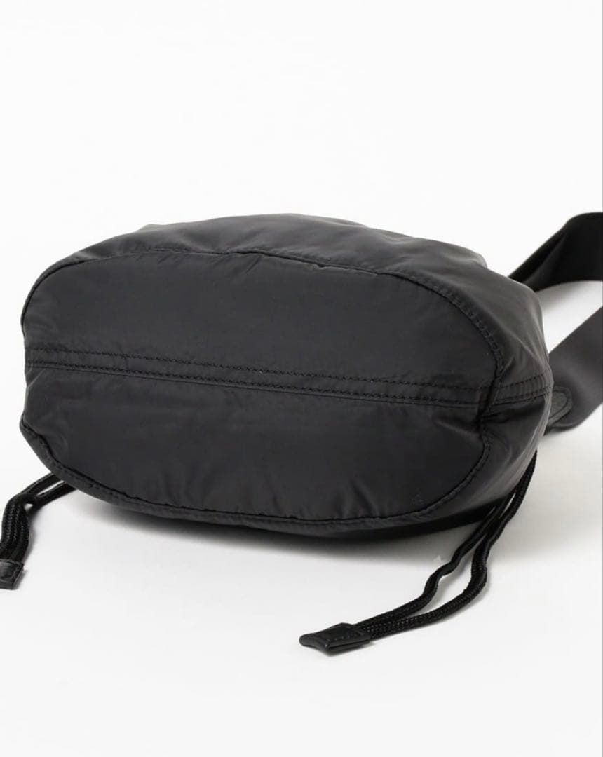 未使用　シータ　パランティカ　ブラック ナイロン ショルダーバッグ