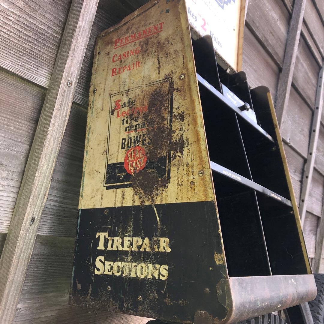 キャビネット　ボックス　鉄　錆　車　店　什器　シャビー　インダストリアル　油