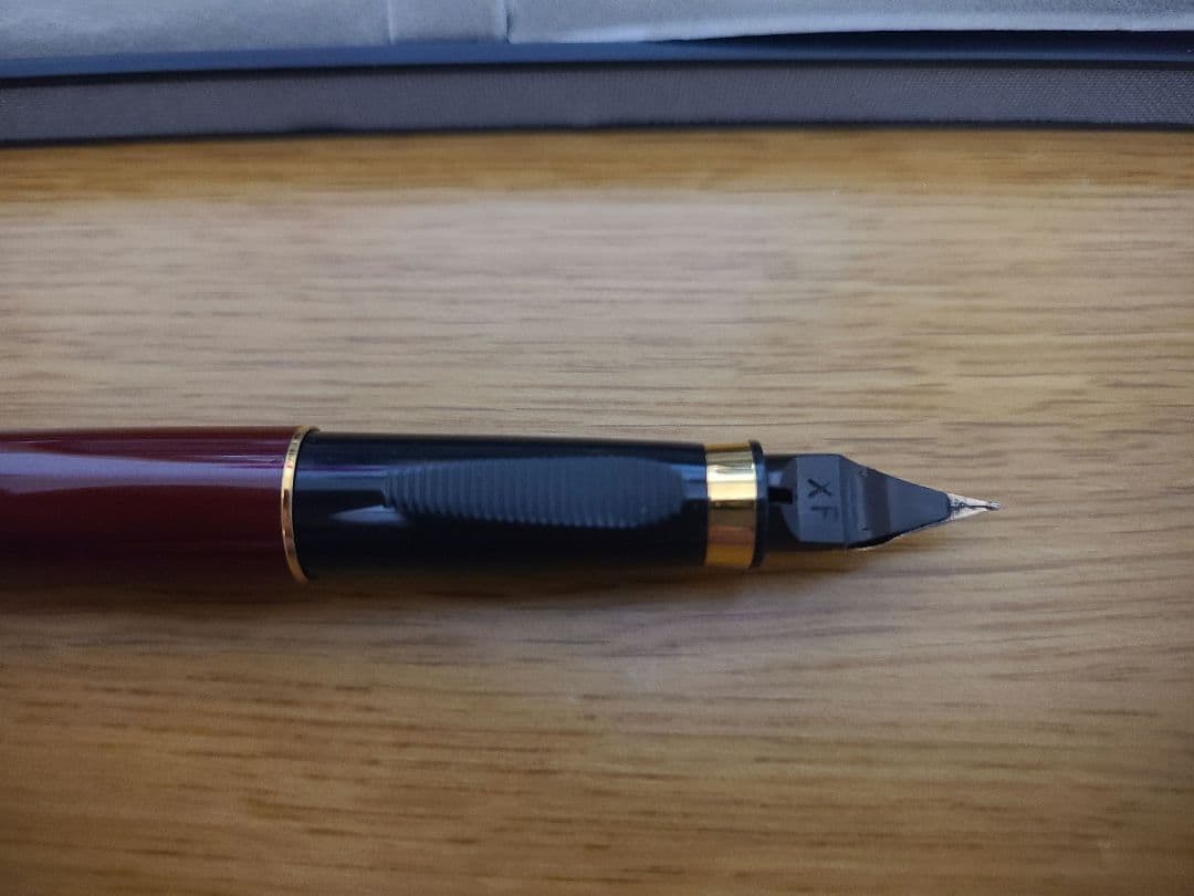 ワインレッド 万年筆 金メッキペン先14k