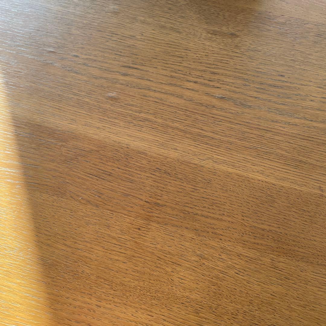 IKEAエーケダーレンダイニングテーブル