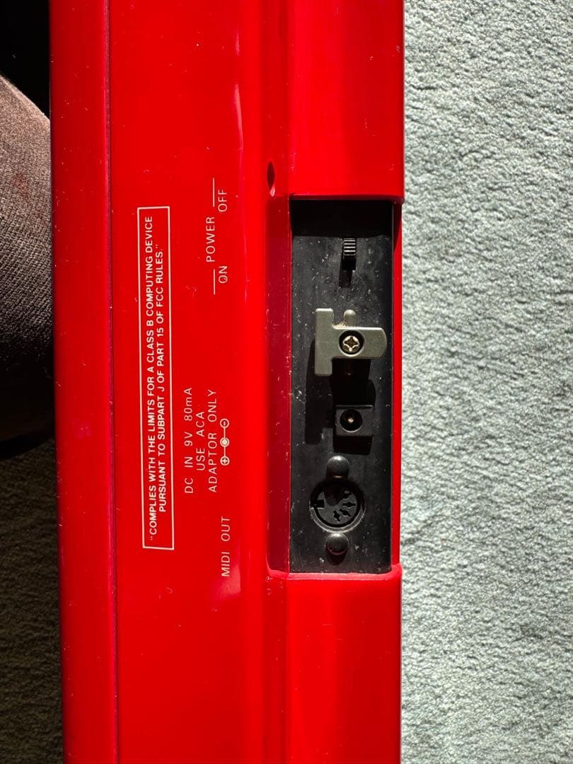 Roland AX-1 シンセサイザー　中古品ジャンク品質