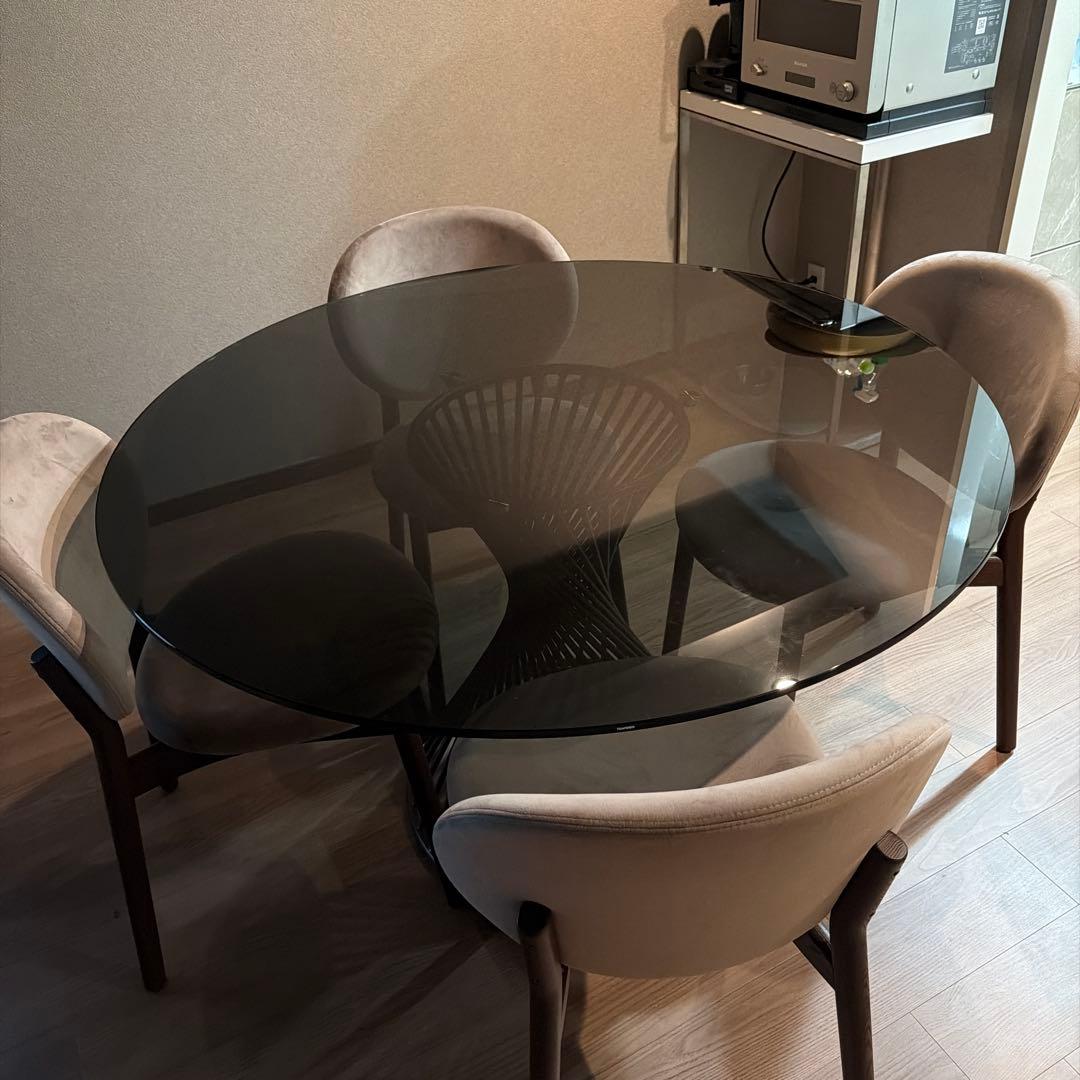 引き取り限定　カリガリス ダイニングテーブル VORTEX ヴォルテックス