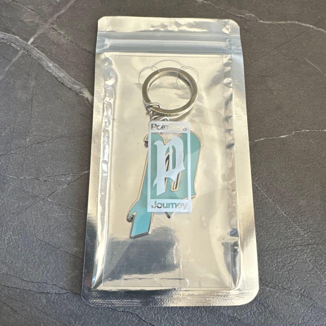 POINTLESS JOURNEY LOGO KEY CHAIN Blue - メルカリ