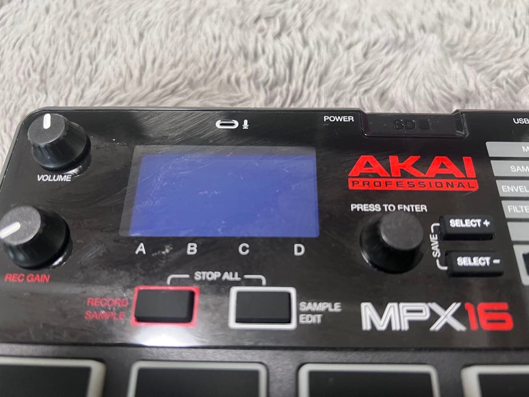 AKAI MPX16 サンプラー 16パッド×10バンク さらにSDで増設可能