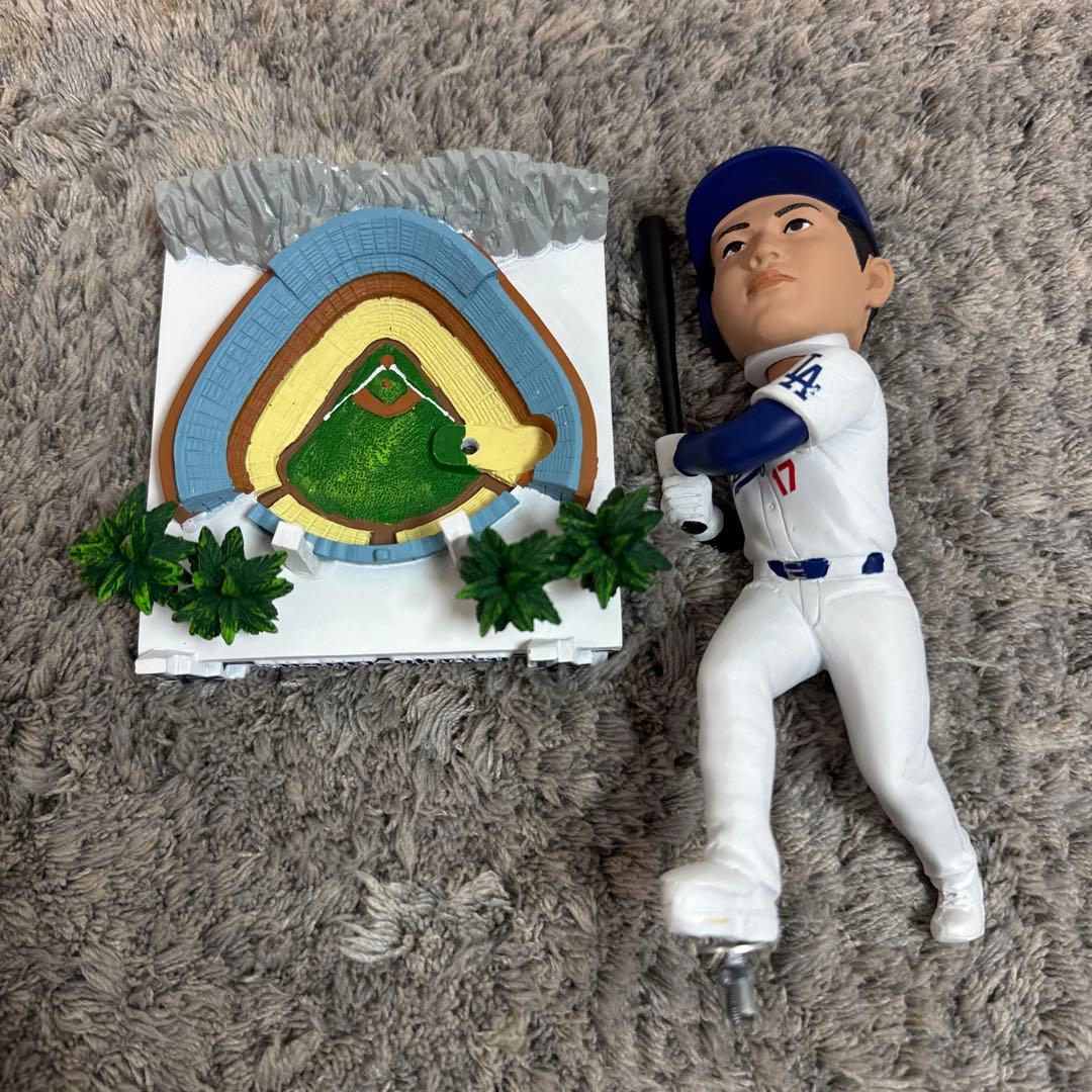 【美品】大谷翔平 フィギュア ボブルヘッド FOCO LAドジャース