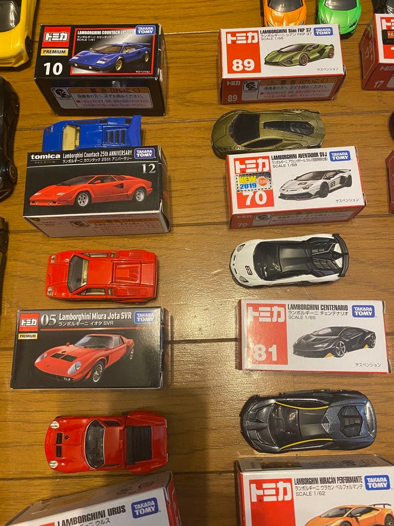 トミカ(主に外車)34台&マックトミカ5台&2段ケース×2個