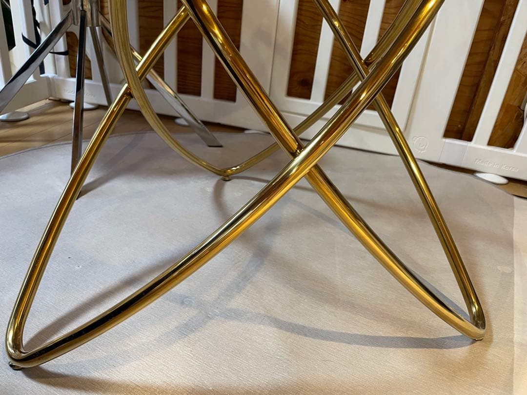 h*s様 【期間限定】KARE 円形ガラスダイニングテーブル モレキュラーゴール