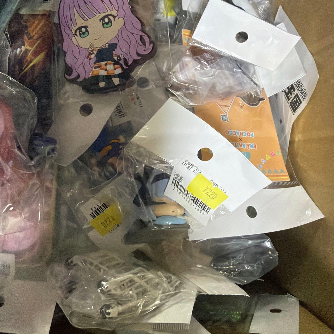 アニメグッズ ノンジャンル 小物　大量　まとめ売り　120サイズ　450点〜