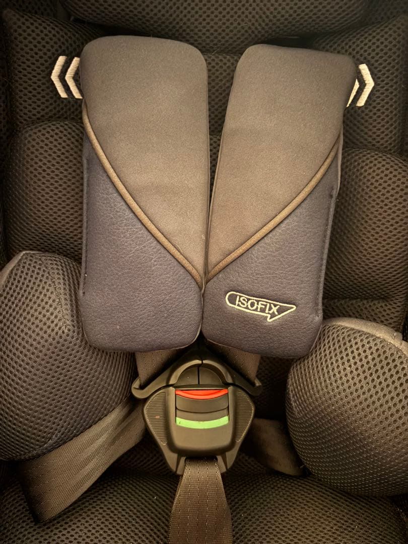 Aprica アップリカ フォームフィット ISOFIX　セーフティプラス