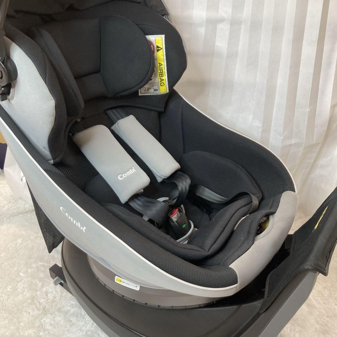 Combi コンビクルムーヴスマート Light ISOFIX チャイルドシート