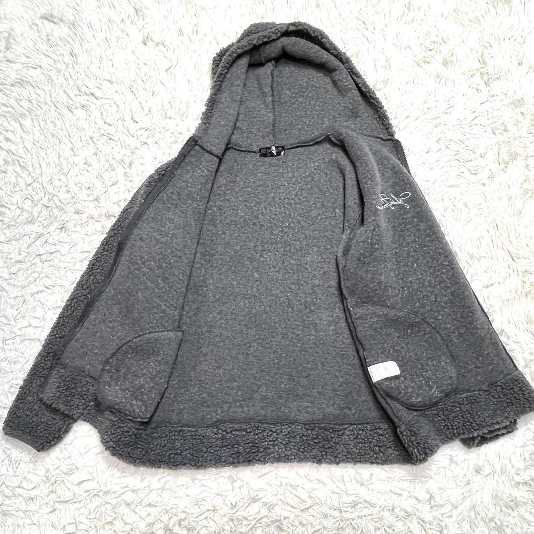 B'z presents LIVE FRIENDS ボアパーカー L 限定グッズ - メルカリ