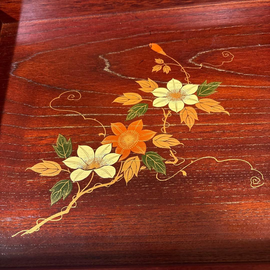 会津塗　木製盆 花の蒔絵　落款あり