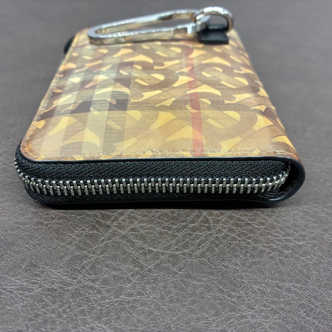 【鑑定済み・美品】Burberry TB ラウンドウォレット カラビナ付き