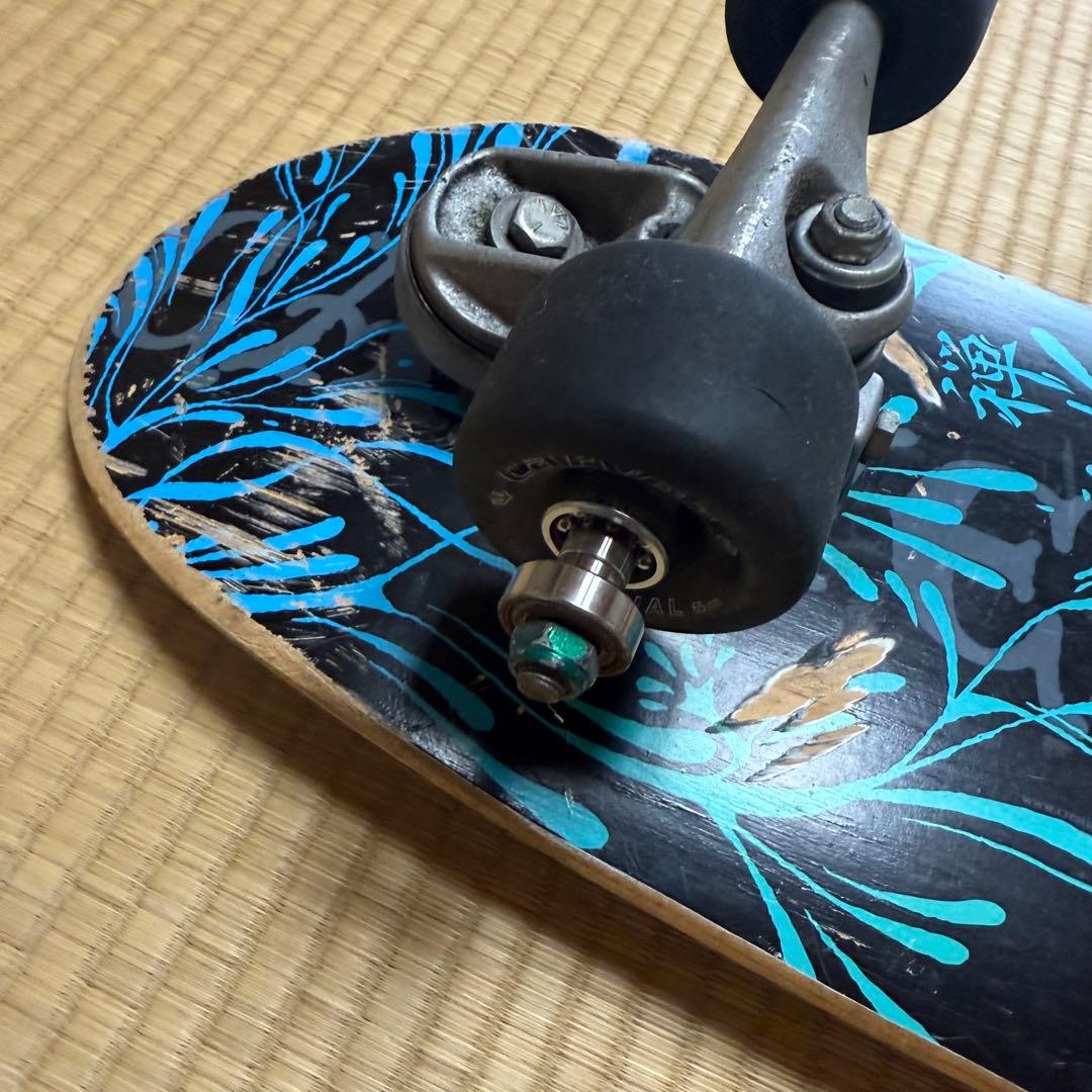 carver カーバー　サーフスケート　スラスター